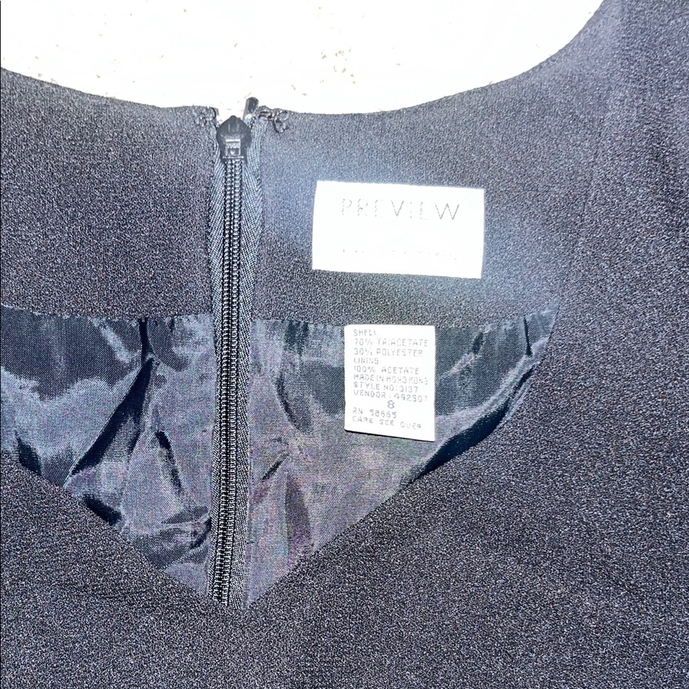 Preview Black Mini Dress with Short Sleeves - Picture 3 of 5